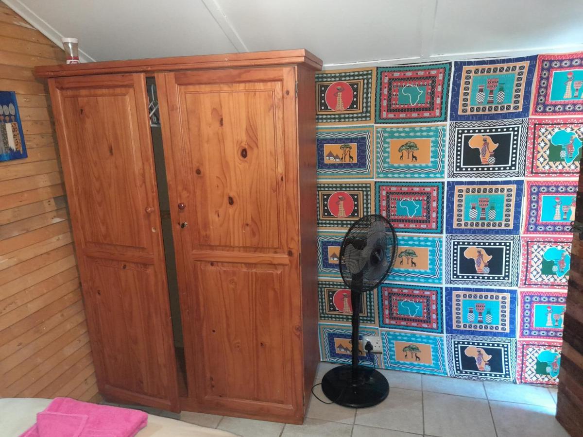 1322 Backpackers International Hostel Pretoria Bagian luar foto