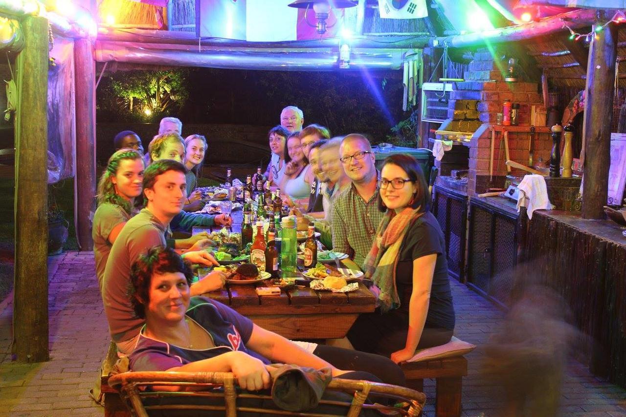 1322 Backpackers International Hostel Pretoria Bagian luar foto
